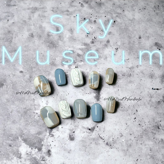 Sky Museum press-on nail